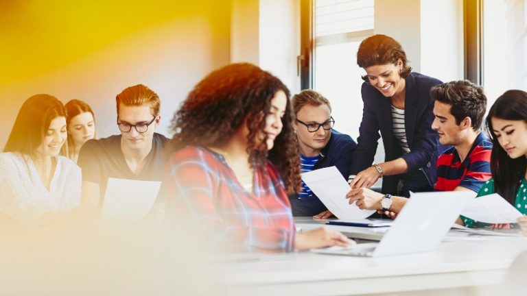 ¡Conoce las ventajas de estudiar una Formación Profesional!
