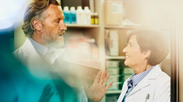 Tecnología y talento en la industria farmacéutica
