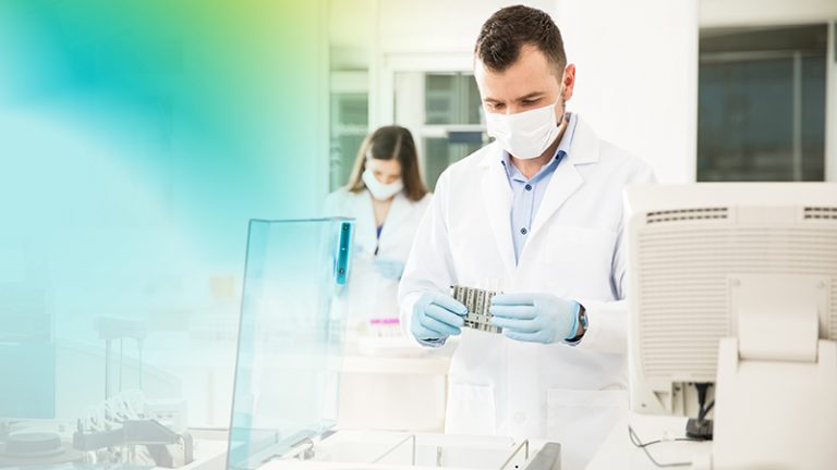 Sector farmacéutico, clave para afrontar el futuro