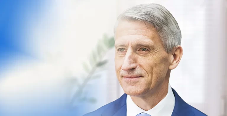 cómo disminuir la brecha de ansiedad por la IA en el trabajo y aprovechar las oportunidades laborales.