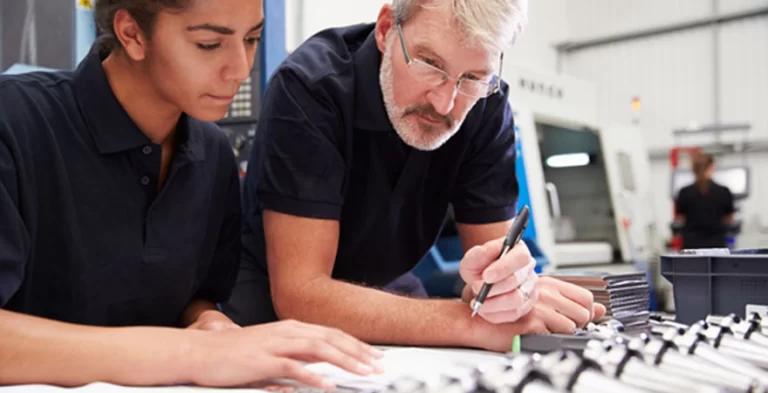 Mejorando la brecha entre habilidades y empleo en ingeniería
