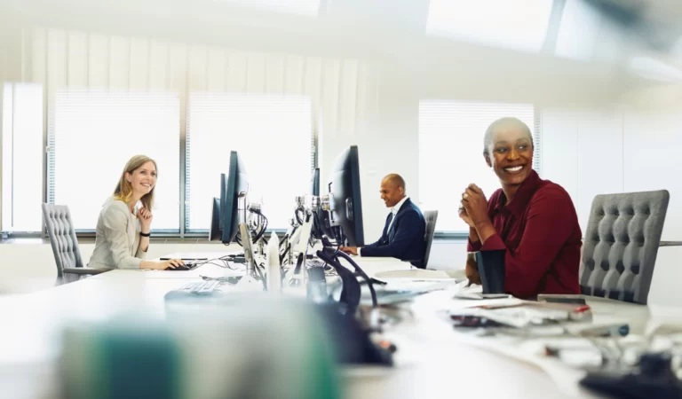 liberar el potencial de tu empresa y talento radica en la alineación de la IA, las habilidades y la cultura empresarial.