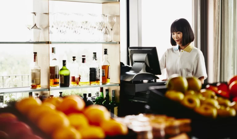 evolución del empleo en el sector alimentación en España.