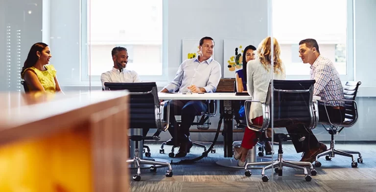 cómo gestionar las reuniones de trabajo tensas.
