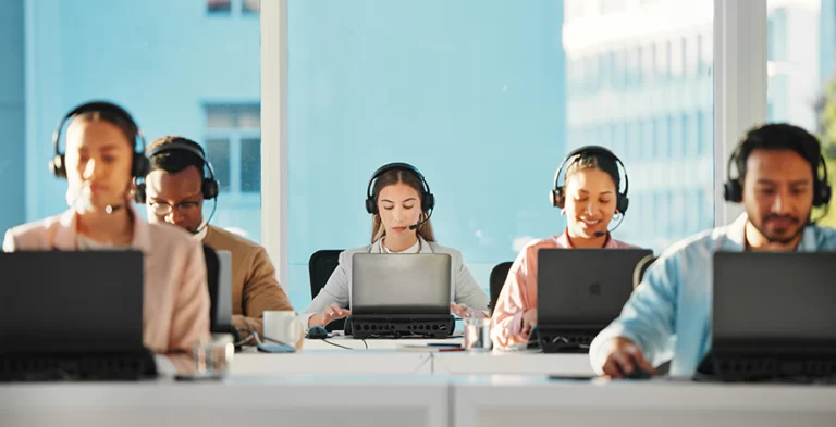 IA conversacional: cómo los chatbots están mejorando la atención al cliente.