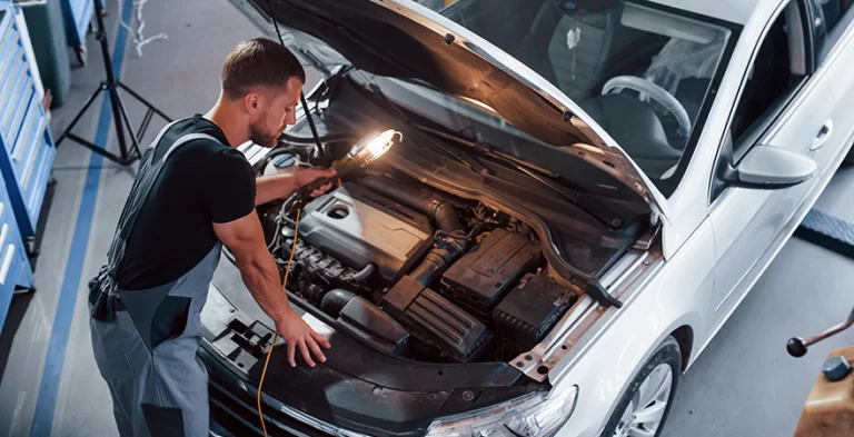 ¿qué es la electromecánica de vehículos y por qué es clave en el sector automotriz?