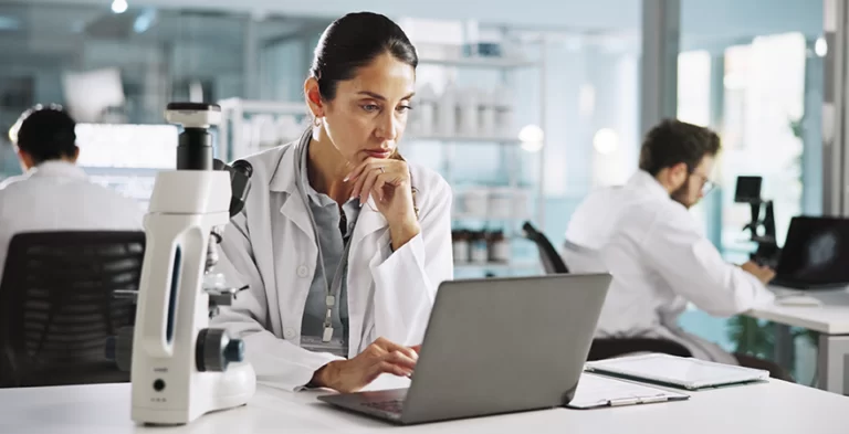 innovación farmacéutica y transformación digital: nuevas oportunidades laborales.