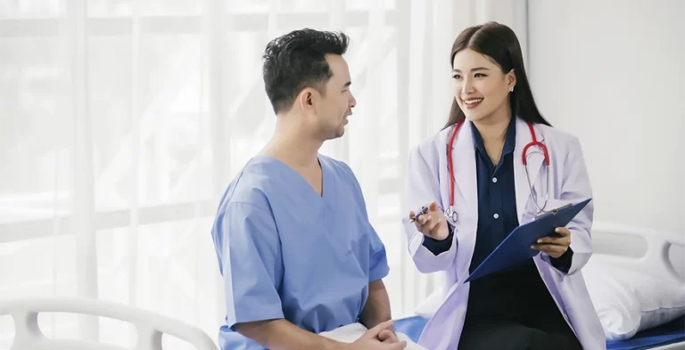 ¿qué es un médico internista y qué hace?