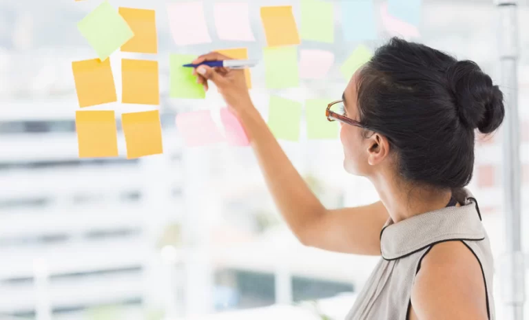 ¿qué es el brainswarming? El trabajo grupal se renueva.