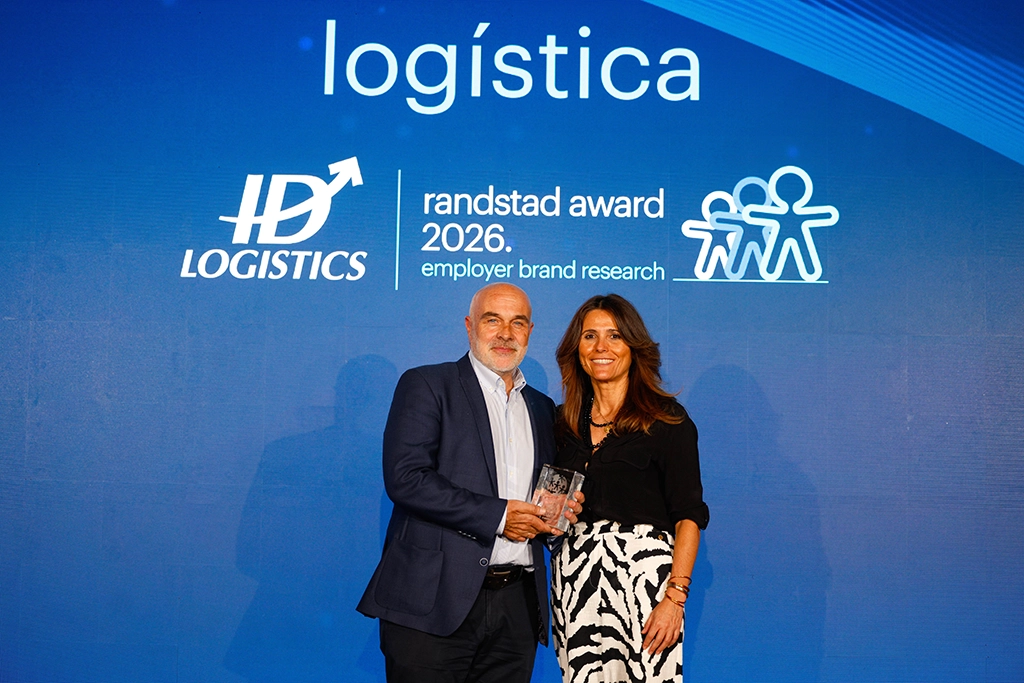 ID Logistics recogiendo el premio de Randstad Award 2026.