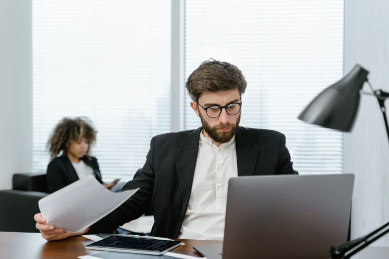 deep work: qué es, cómo aplicarlo y por qué mejora la productividad.